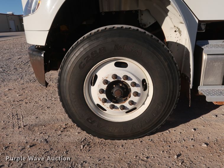 image for item DG4237 2011 Freightliner Business Class M2 digger derrick truck