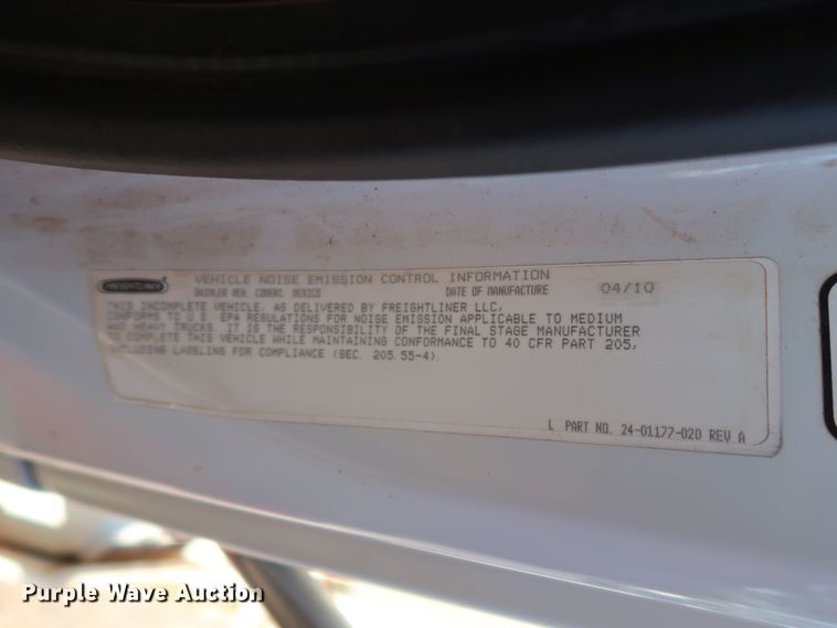 image for item DG4237 2011 Freightliner Business Class M2 digger derrick truck