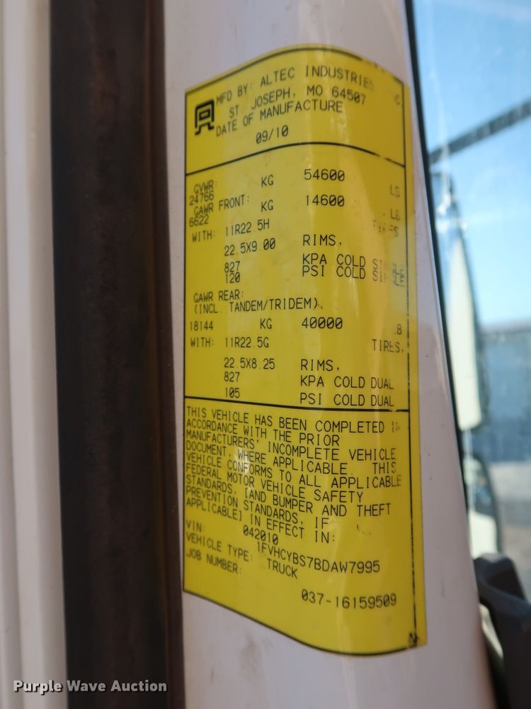 image for item DG4237 2011 Freightliner Business Class M2 digger derrick truck