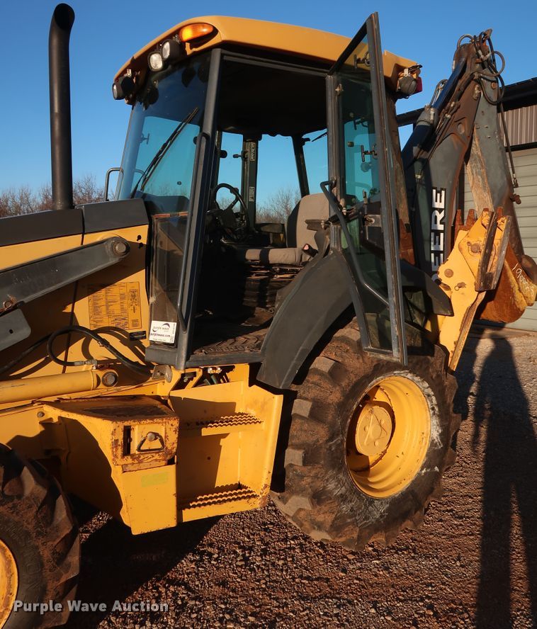 image for item DG4240 2008 John Deere 310SJ backhoe