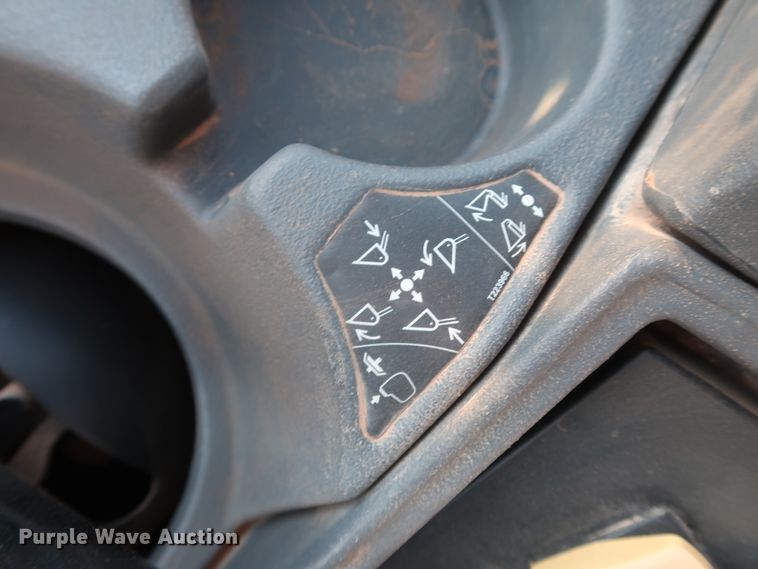 image for item DG4240 2008 John Deere 310SJ backhoe