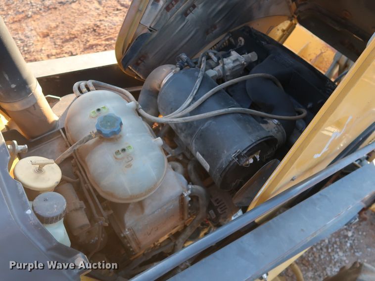 image for item DG4240 2008 John Deere 310SJ backhoe