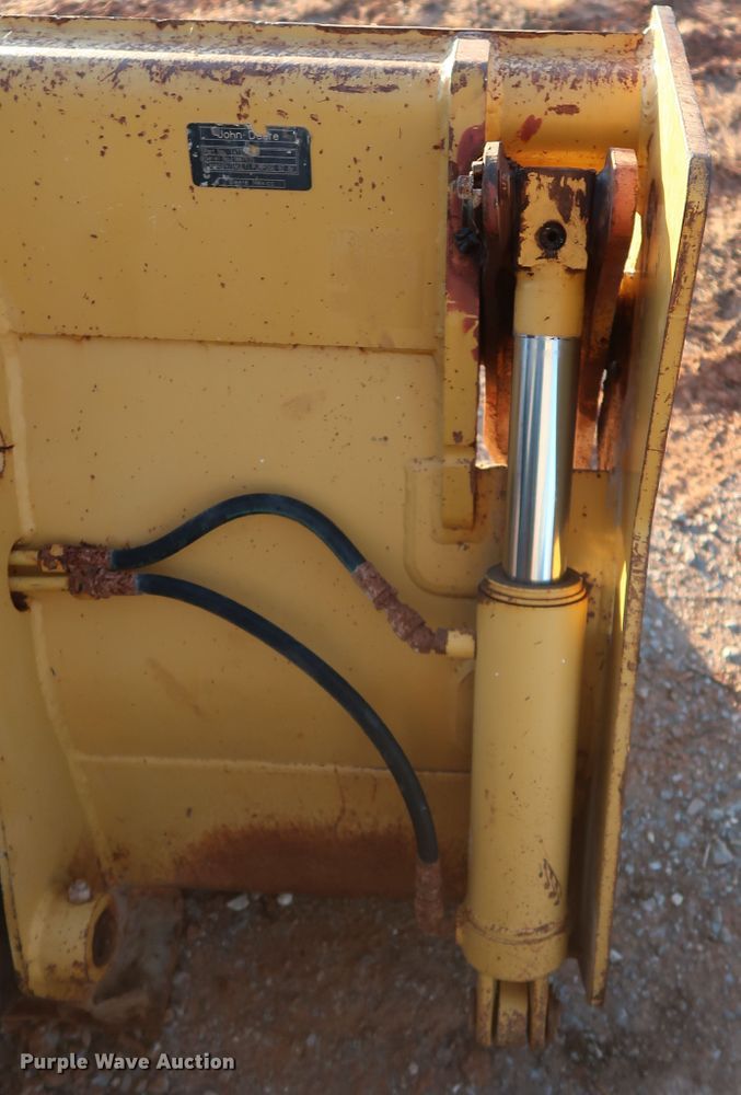 image for item DG4240 2008 John Deere 310SJ backhoe