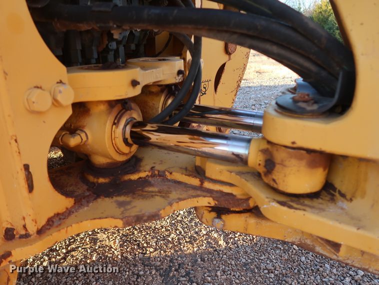 image for item DG4240 2008 John Deere 310SJ backhoe