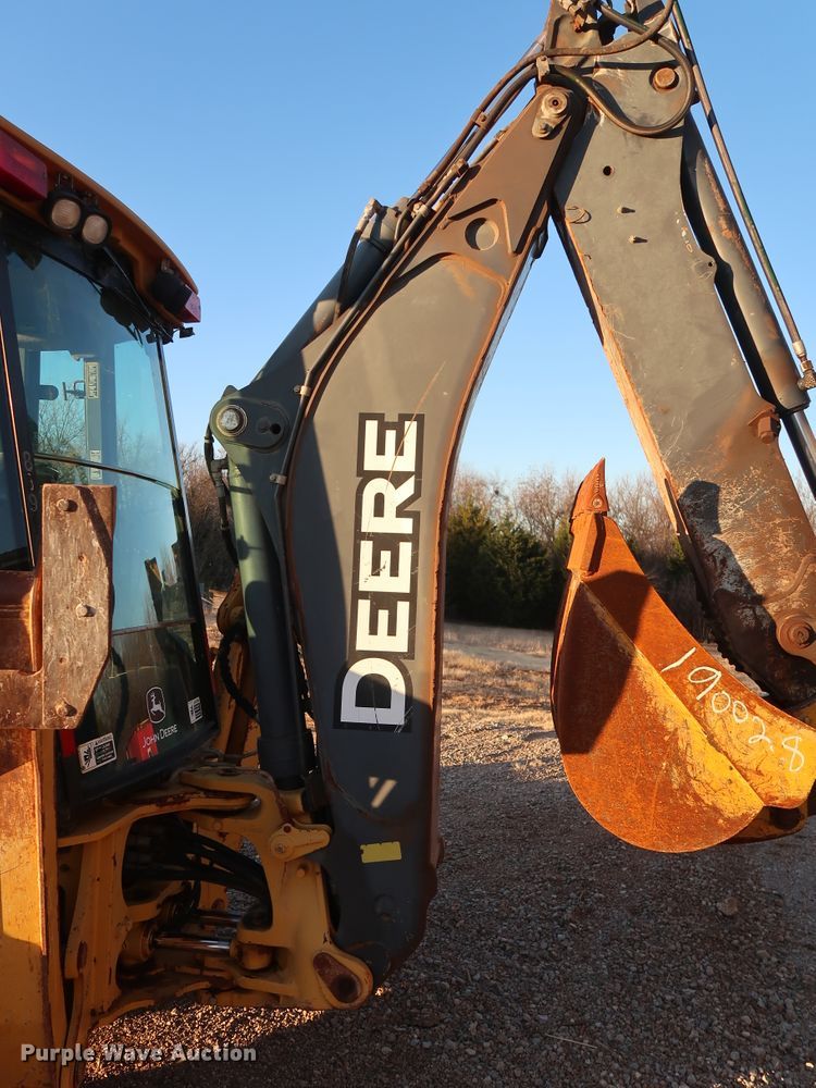 image for item DG4240 2008 John Deere 310SJ backhoe