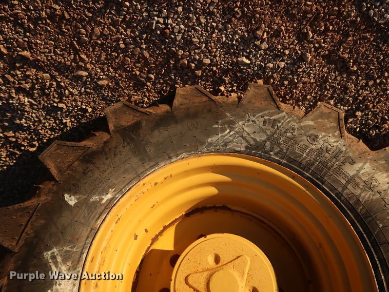 image for item DG4240 2008 John Deere 310SJ backhoe