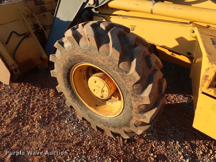 image for item DG4240 2008 John Deere 310SJ backhoe