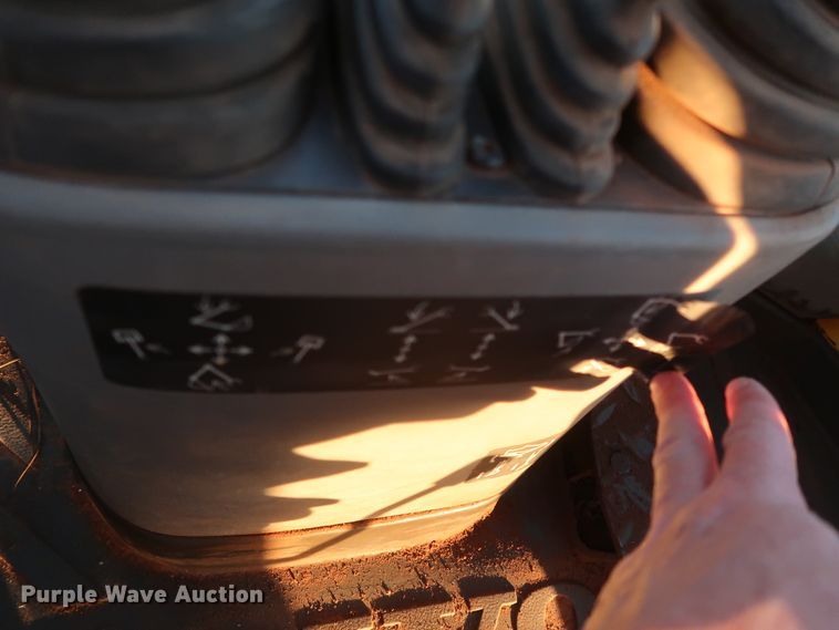 image for item DG4243 2005 Volvo BL70 backhoe