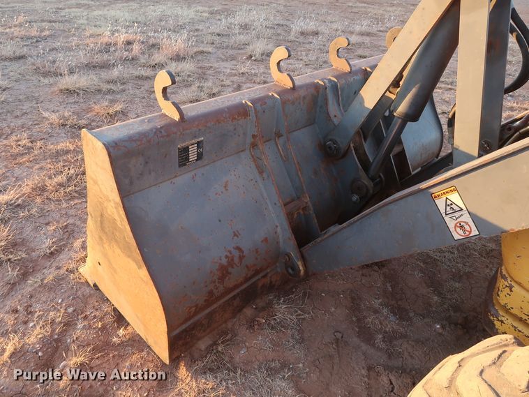 image for item DG4243 2005 Volvo BL70 backhoe