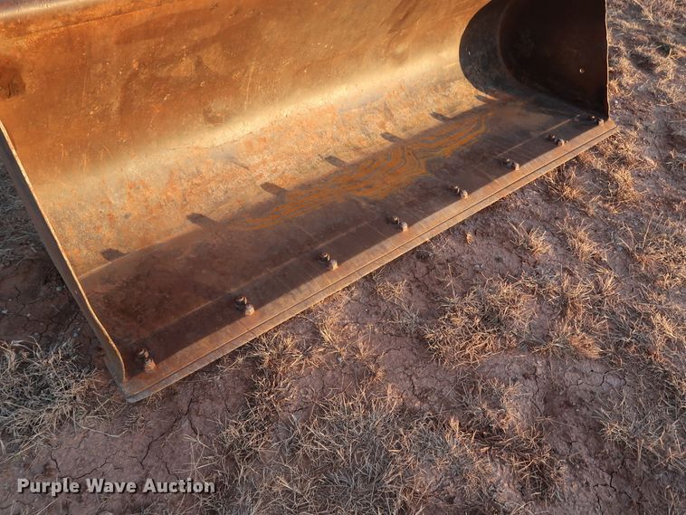 image for item DG4243 2005 Volvo BL70 backhoe