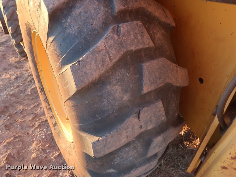 image for item DG4243 2005 Volvo BL70 backhoe