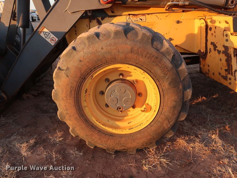 image for item DG4243 2005 Volvo BL70 backhoe