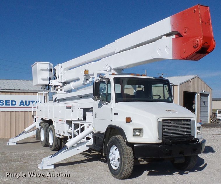 image for item DG5521 2002 Freightliner FL80 bucket truck