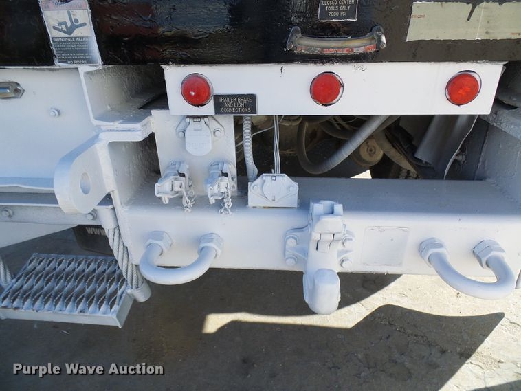 image for item DG5521 2002 Freightliner FL80 bucket truck