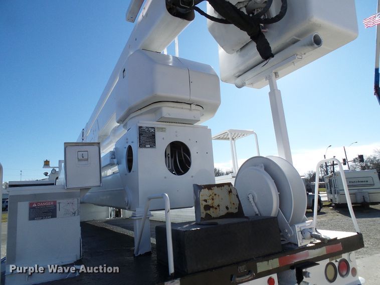 image for item DG5521 2002 Freightliner FL80 bucket truck