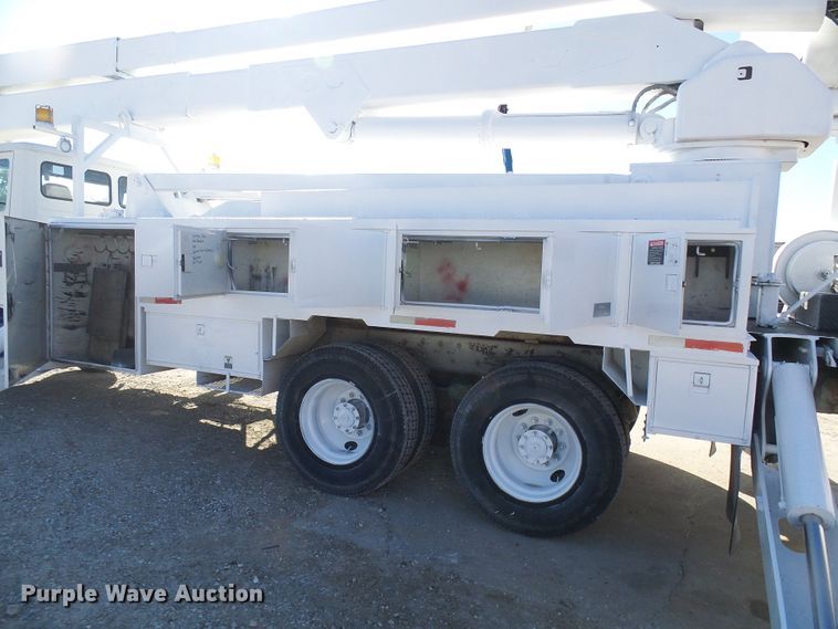 image for item DG5521 2002 Freightliner FL80 bucket truck