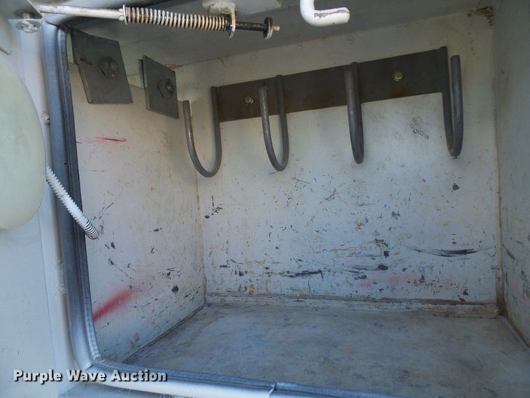 image for item DG5521 2002 Freightliner FL80 bucket truck