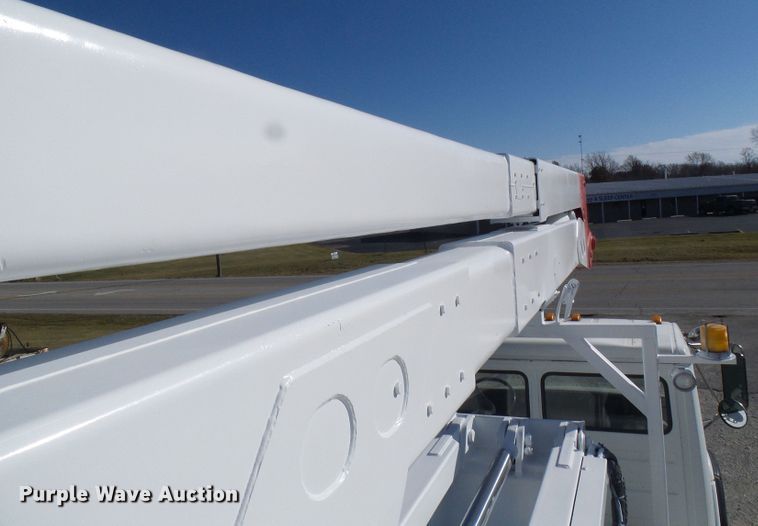 image for item DG5521 2002 Freightliner FL80 bucket truck