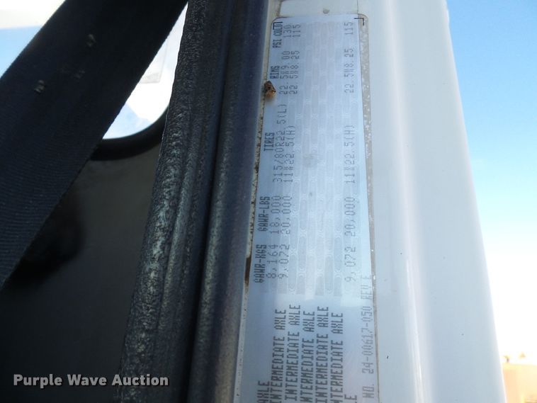 image for item DG5521 2002 Freightliner FL80 bucket truck