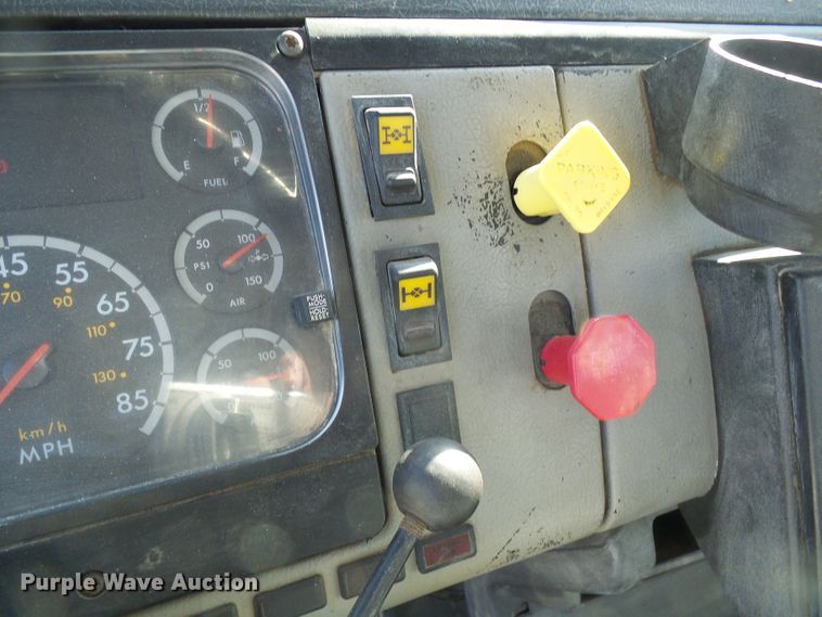 image for item DG5521 2002 Freightliner FL80 bucket truck