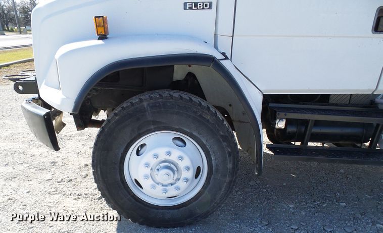 image for item DG5521 2002 Freightliner FL80 bucket truck