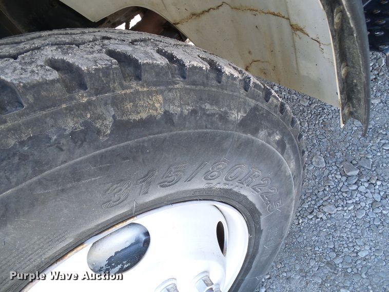 image for item DG5521 2002 Freightliner FL80 bucket truck