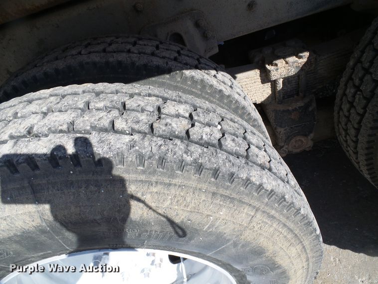 image for item DG5521 2002 Freightliner FL80 bucket truck