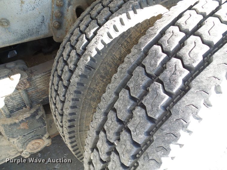 image for item DG5521 2002 Freightliner FL80 bucket truck