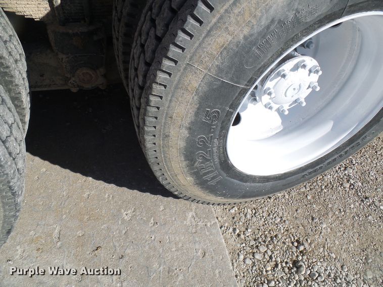 image for item DG5521 2002 Freightliner FL80 bucket truck