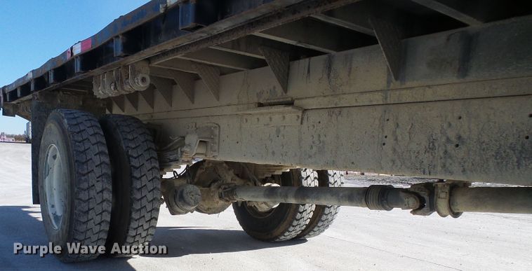 image for item DG5522 2005 GMC C7500 rollback truck