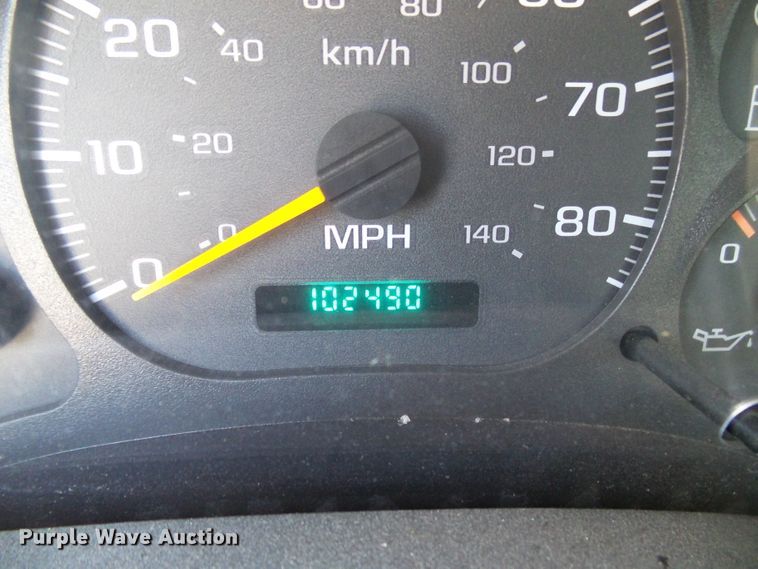 image for item DG5522 2005 GMC C7500 rollback truck