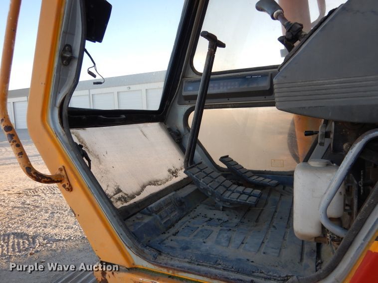 image for item DG5870 1991 Link Belt LS2800LF C Series II excavator