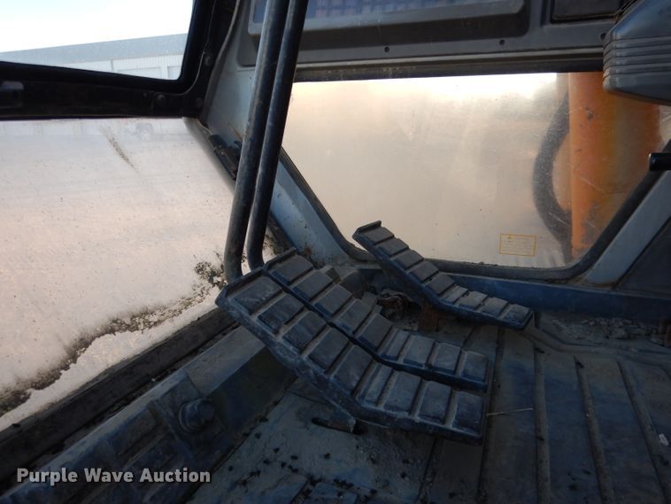 image for item DG5870 1991 Link Belt LS2800LF C Series II excavator