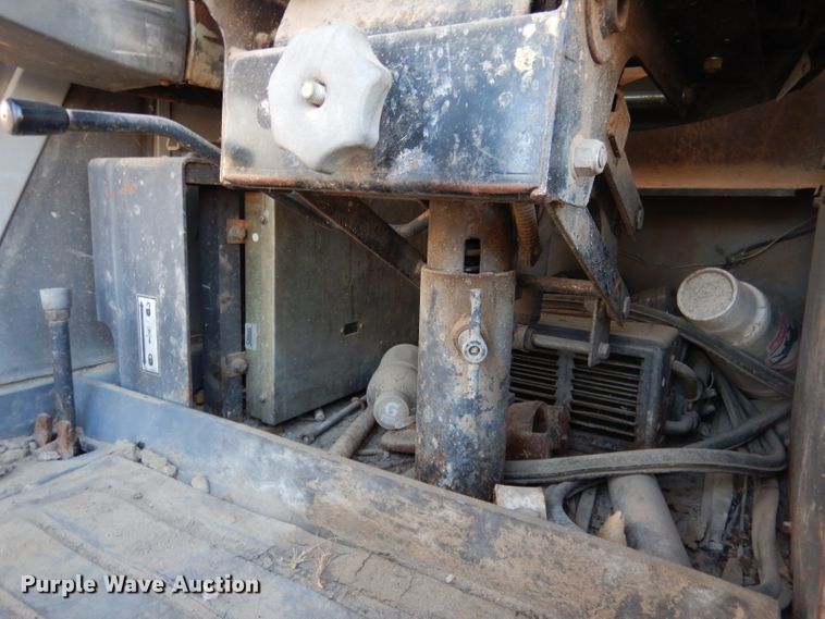 image for item DG5870 1991 Link Belt LS2800LF C Series II excavator