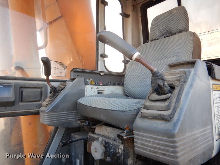 image for item DG5870 1991 Link Belt LS2800LF C Series II excavator