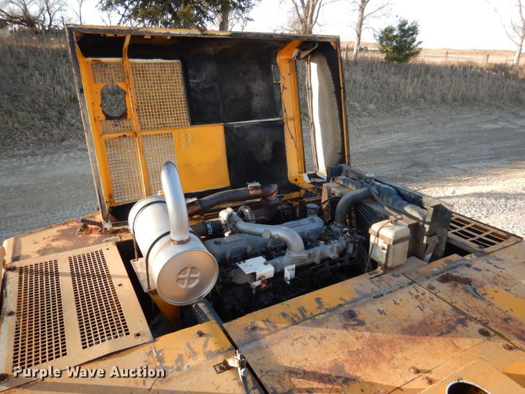 image for item DG5870 1991 Link Belt LS2800LF C Series II excavator