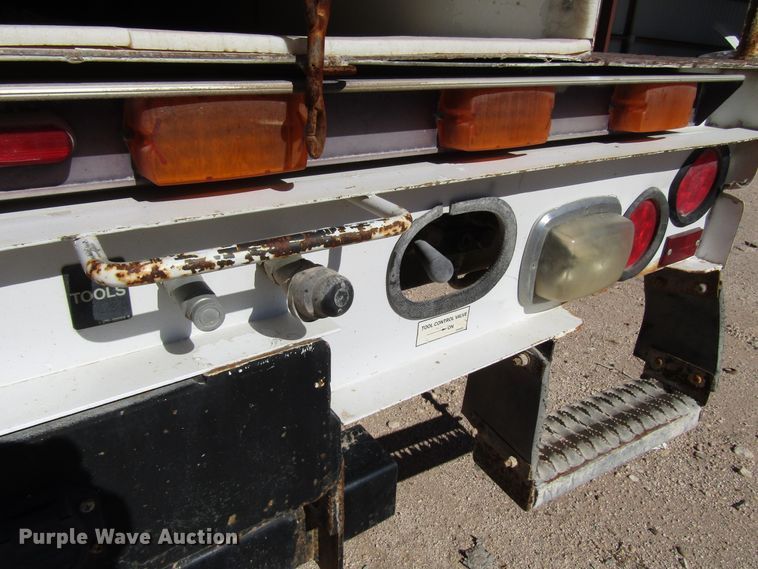 image for item DG6702 2006 Ford F550 Super Duty bucket truck