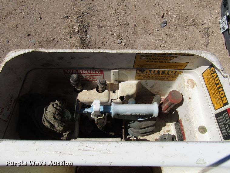 image for item DG6702 2006 Ford F550 Super Duty bucket truck