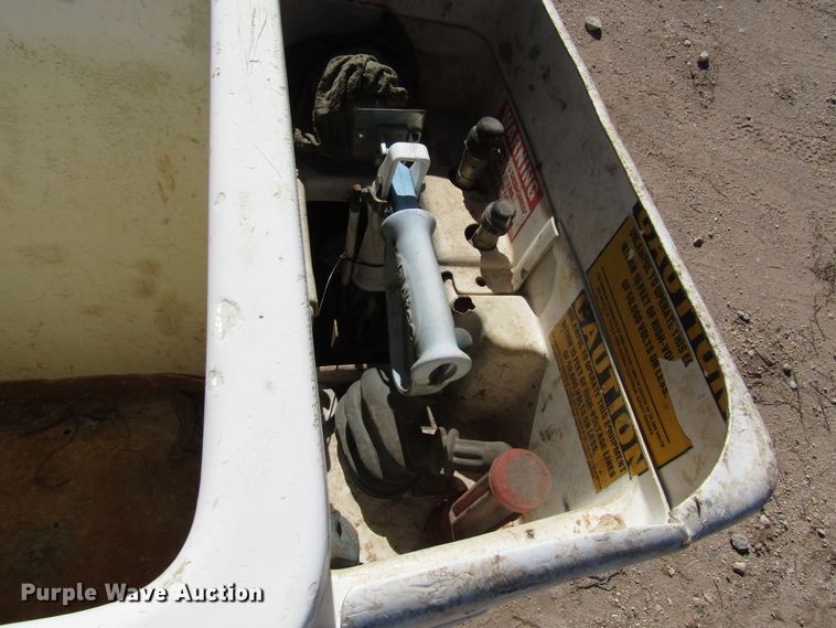 image for item DG6702 2006 Ford F550 Super Duty bucket truck