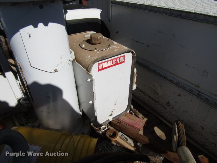 image for item DG6702 2006 Ford F550 Super Duty bucket truck