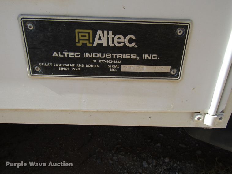 image for item DG6702 2006 Ford F550 Super Duty bucket truck