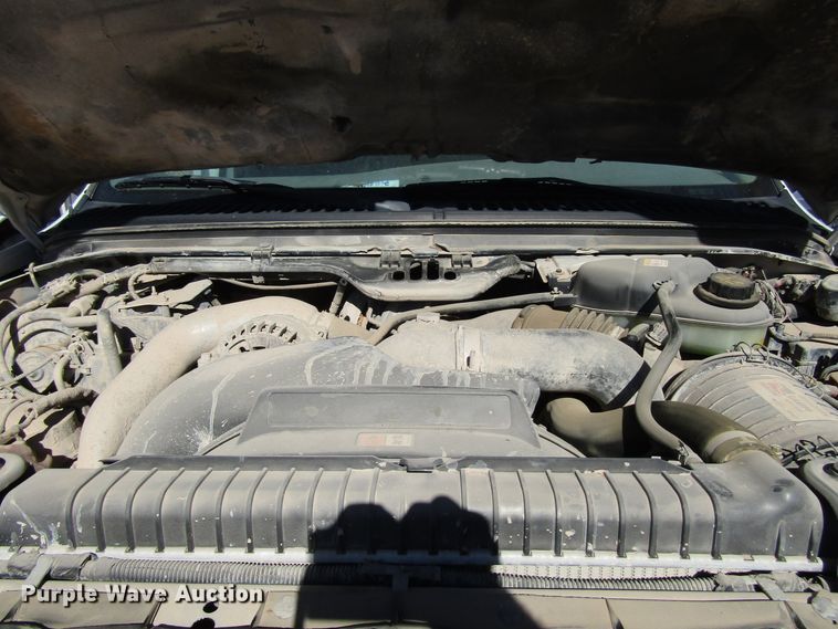 image for item DG6703 2005 Ford F550 Super Duty bucket truck