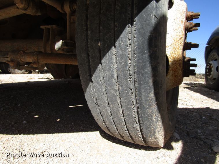 image for item DG6703 2005 Ford F550 Super Duty bucket truck