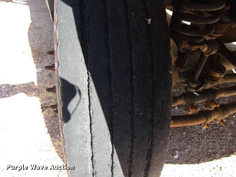 image for item DG6703 2005 Ford F550 Super Duty bucket truck