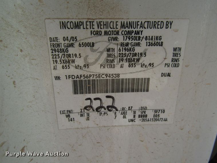 image for item DG6703 2005 Ford F550 Super Duty bucket truck