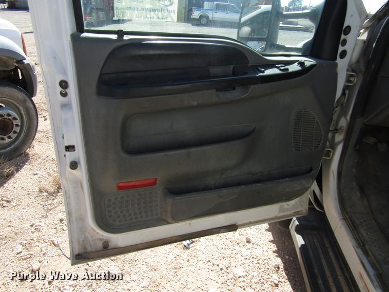 image for item DG6704 2007 Ford F550 Super Duty bucket truck