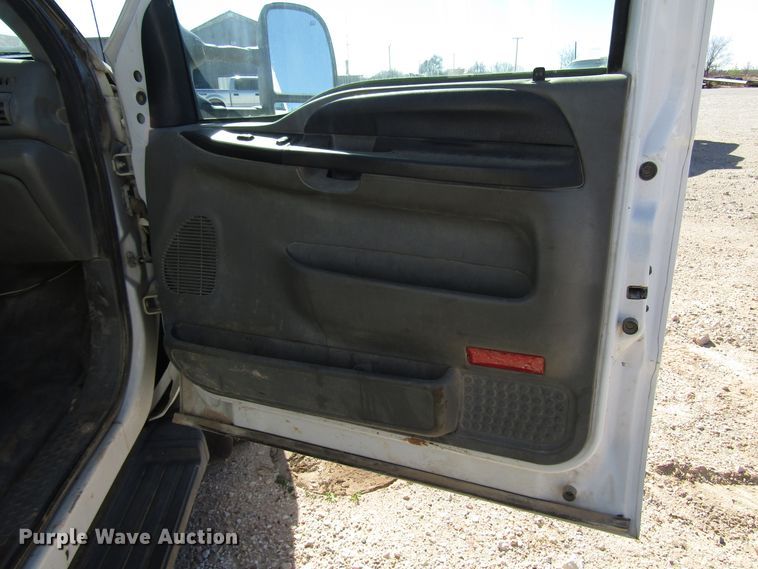 image for item DG6704 2007 Ford F550 Super Duty bucket truck