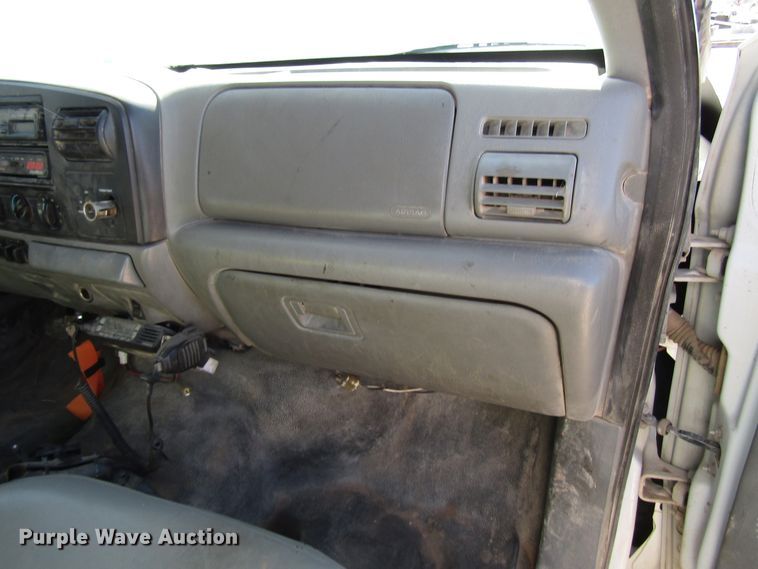 image for item DG6704 2007 Ford F550 Super Duty bucket truck