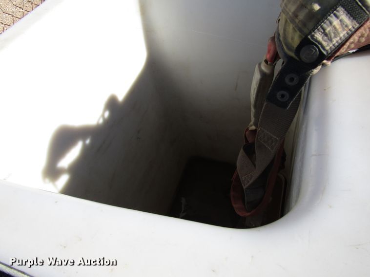 image for item DG6704 2007 Ford F550 Super Duty bucket truck