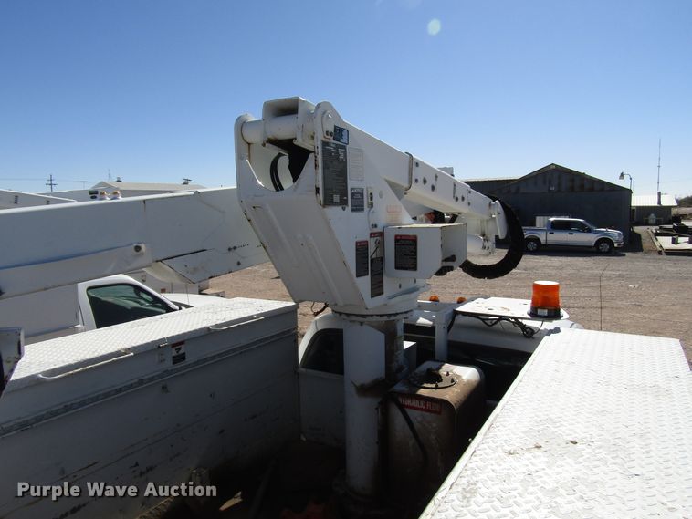 image for item DG6704 2007 Ford F550 Super Duty bucket truck